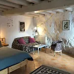 Apartamento La Grotte Du Pelerin - Semi-troglodyte Saintes