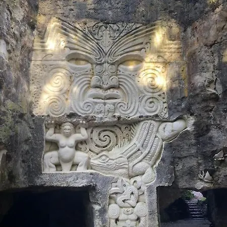 La Grotte Du Pelerin - Semi-troglodyte Lägenhet