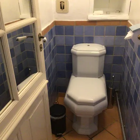 La Grotte Du Pelerin - Semi-troglodyte Apartman Saintes